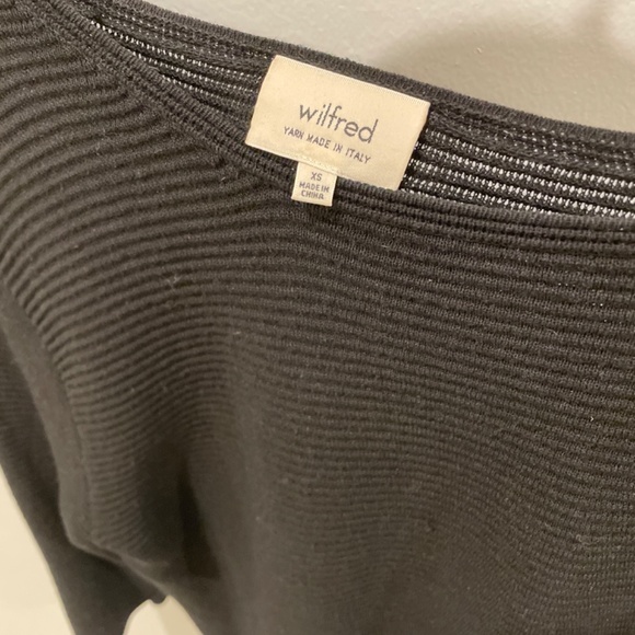 Aritzia |  Oversized | Ribbed | Black Sweater | Wilfred | XS - Picture 2 of 2